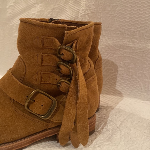 FRYE | Veronica Buckle Strap Suede Short Ankle Biker Moto Boots in ‘Brandy’ - Picture 7 of 17